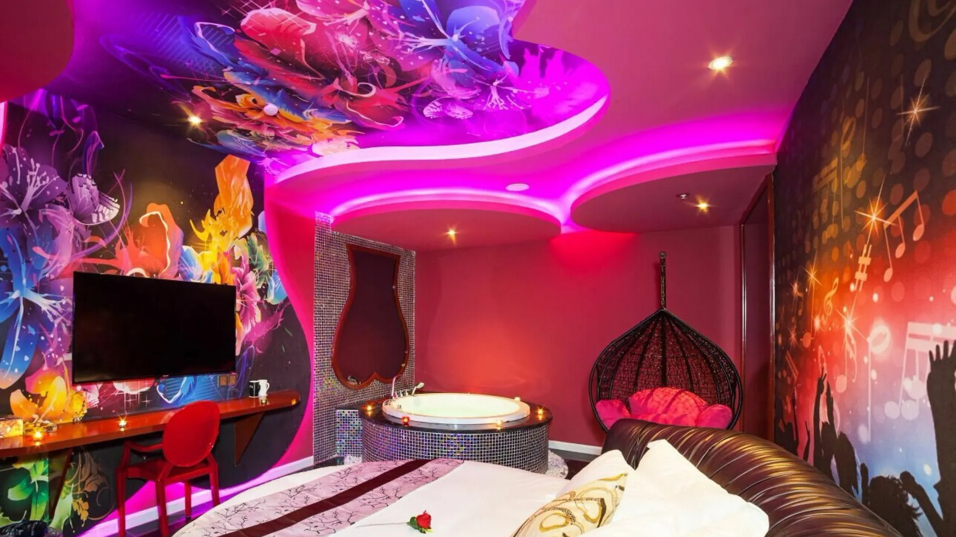 Suzhou Huazhiyu Lover Theme Hotel 3*, Suzhou (Jiangsu)