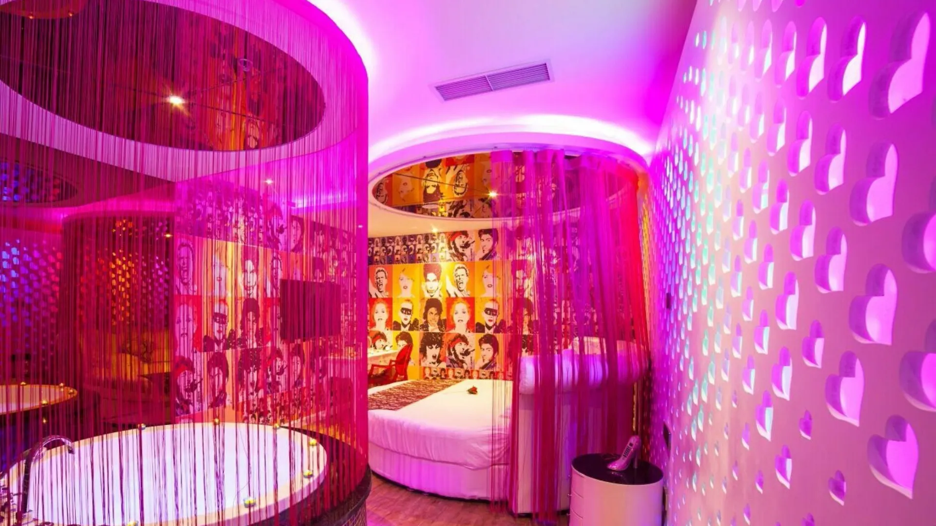 Suzhou Huazhiyu Lover Theme Hotel 3*, Suzhou (Jiangsu) China
