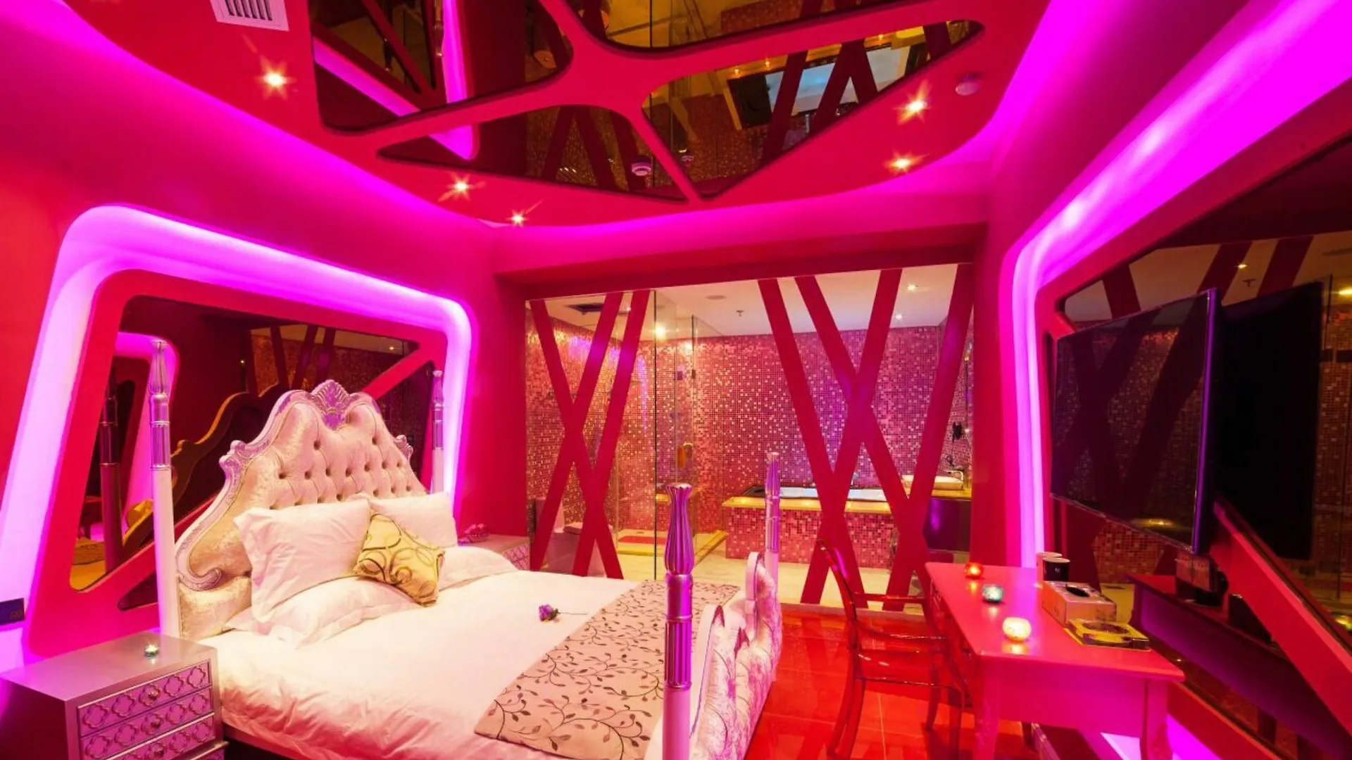 Suzhou Huazhiyu Lover Theme Hotel 3*, Suzhou (Jiangsu) China
