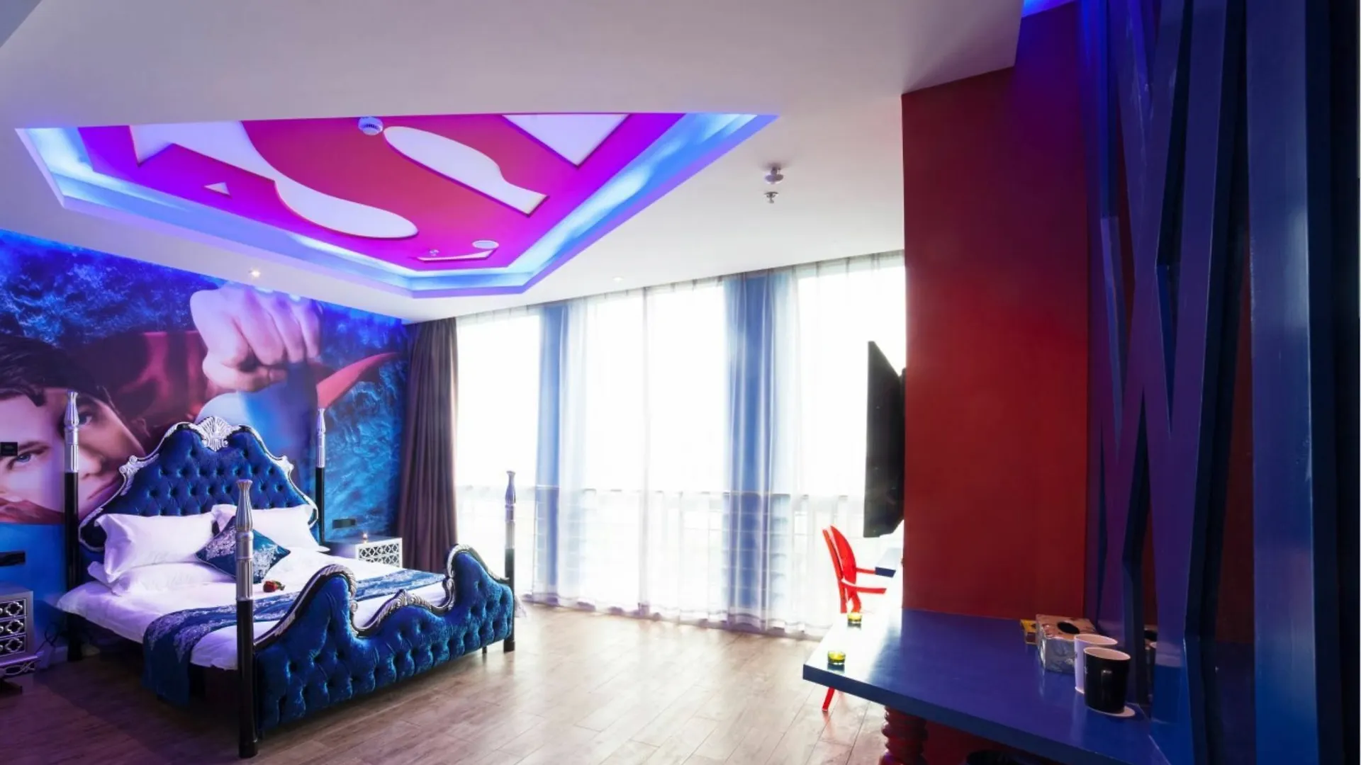 Suzhou Huazhiyu Lover Theme Hotel